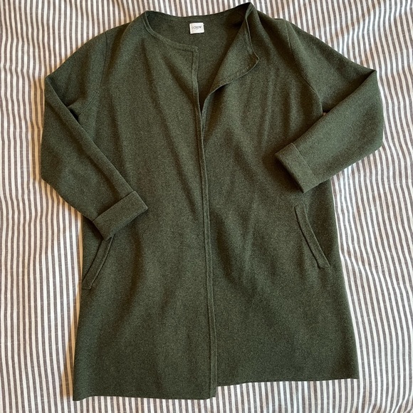 green J.CREW cardigan - Picture 4 of 8